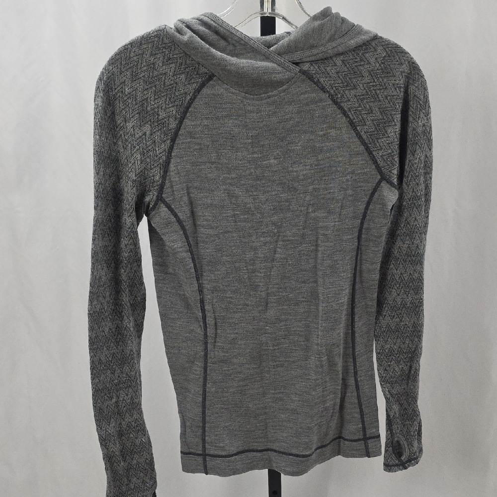 Dakini Gray Wool  Hoodie with Ergonomic Design